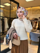 Tığ Triko Taşlı Kazak