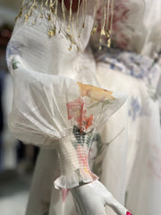 İthal Çiçek Desenli Etekli Takım Beyaz