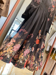 İthal Çiçek Desenli Etekli Takım Siyah