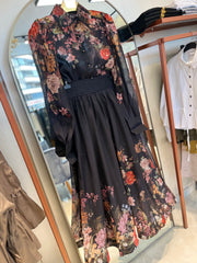 İthal Çiçek Desenli Etekli Takım Siyah