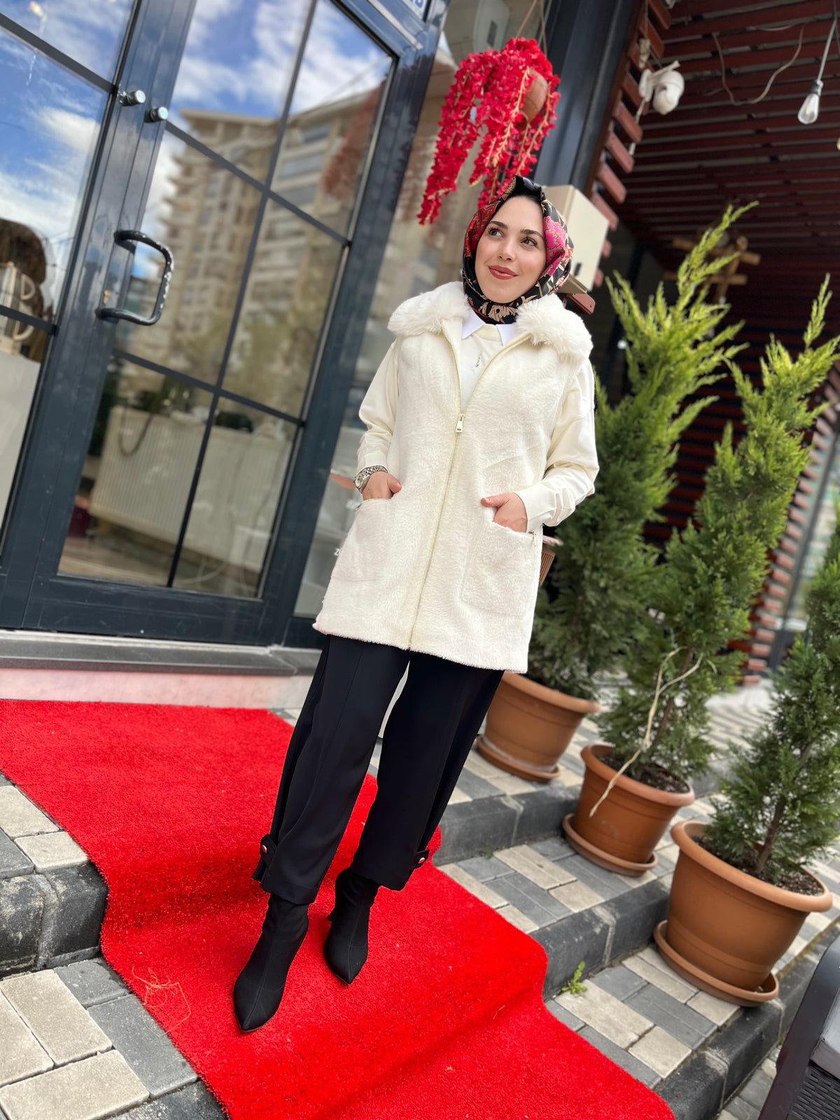 Tığ Triko Angora Kürklü Yelek